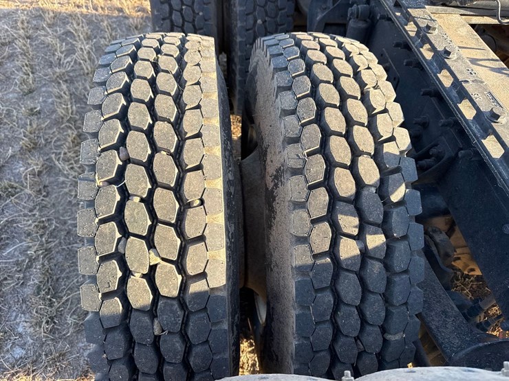 1999-international-60-image-52