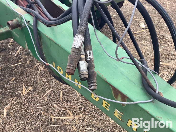 john-deere-7000-image-10