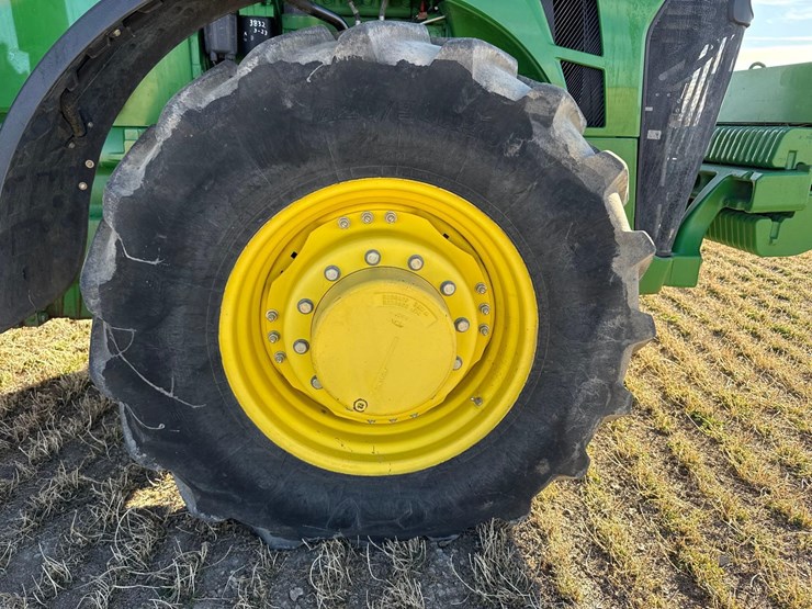 2008-john-deere-8330-image-27