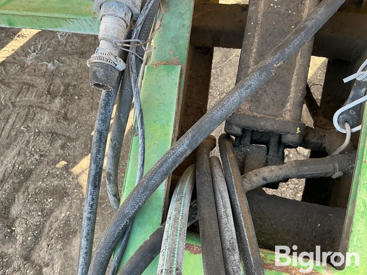 john-deere-7200-image-13