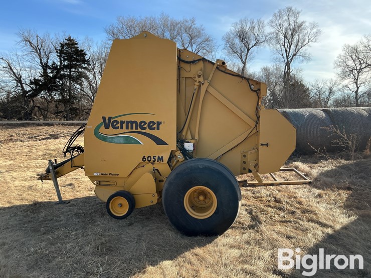 2007-vermeer-605m-image-8