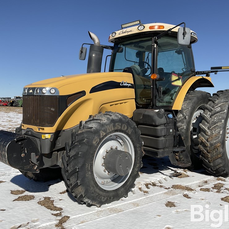 2012 CHALLENGER MT685D