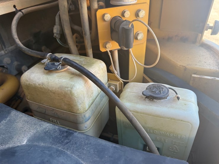 caterpillar-328d-image-76