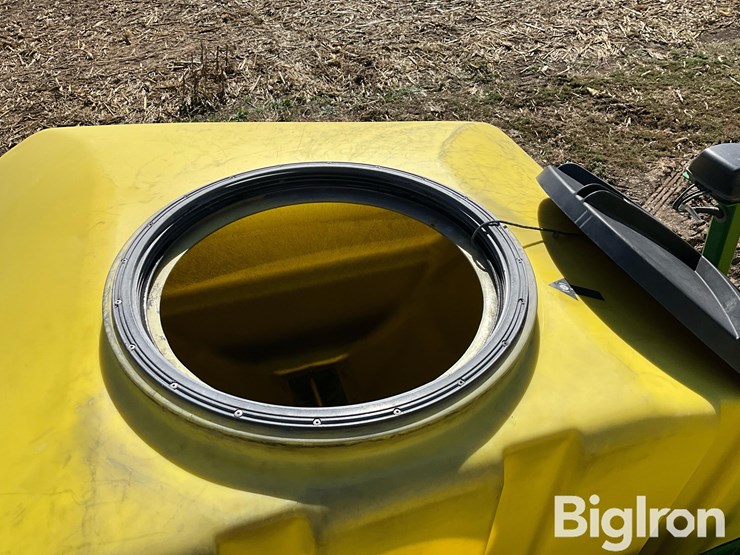 2021-john-deere-1775nt-image-18