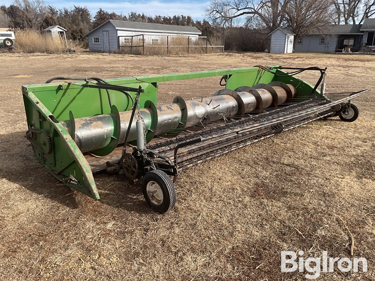 john-deere-218-image-1