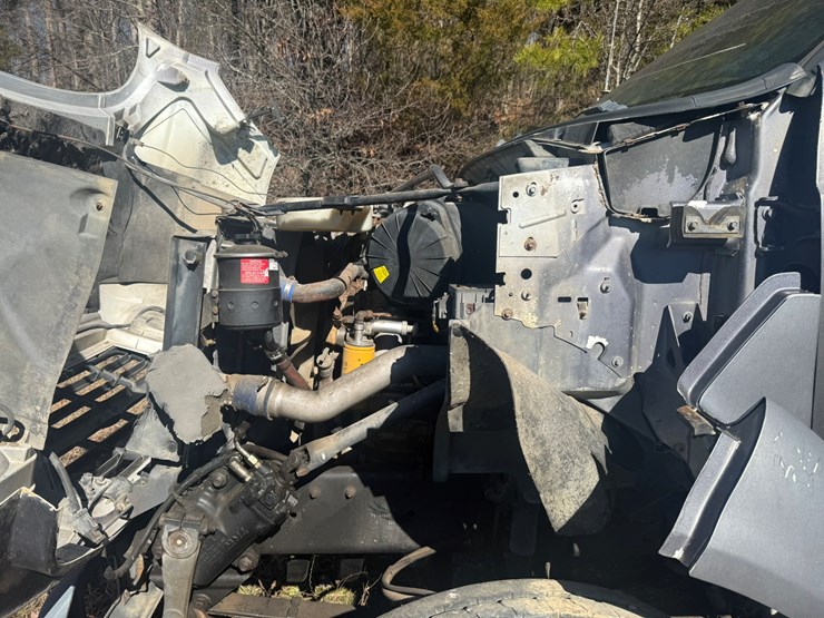 2000-ford-f750-image-9