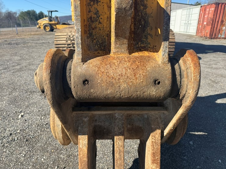 caterpillar-328d-image-15