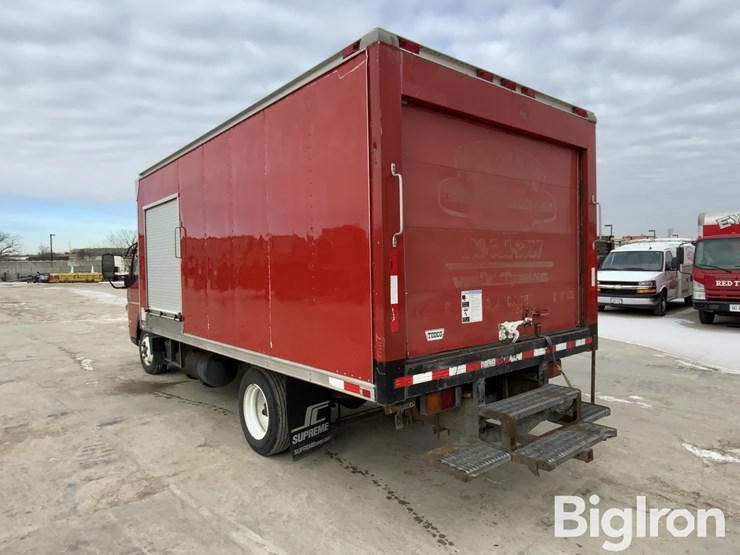 2013-mitsubishi-fuso-canter-fe180-image-19