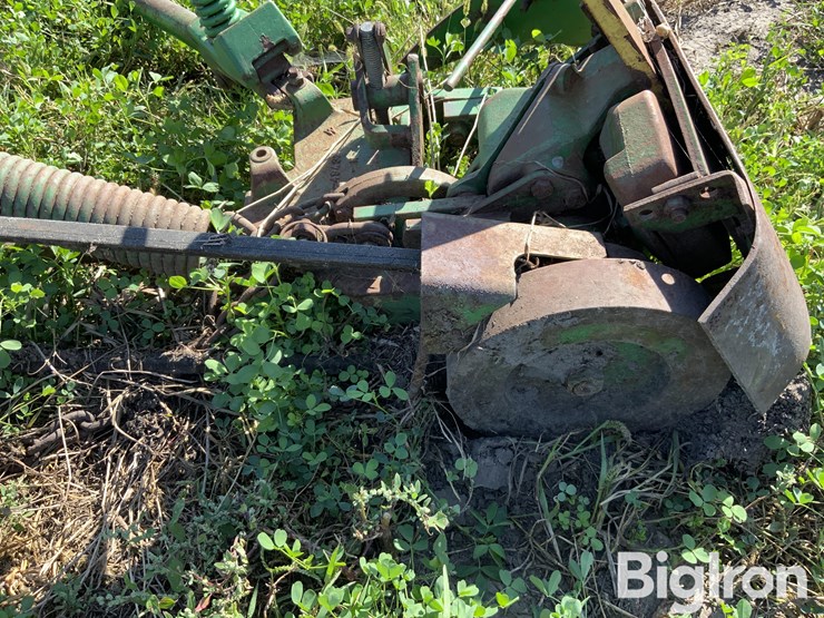 john-deere-350-image-14