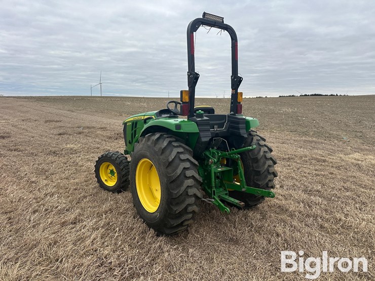 2023-john-deere-4052m-image-7