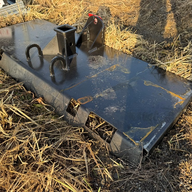 #2828 • Unused Skid Steer Trailer/Gooseneck Mover