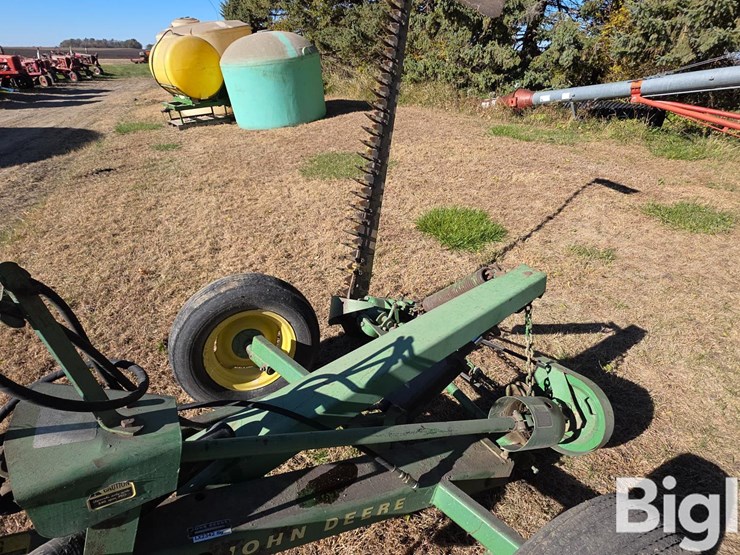 john-deere-450-image-12