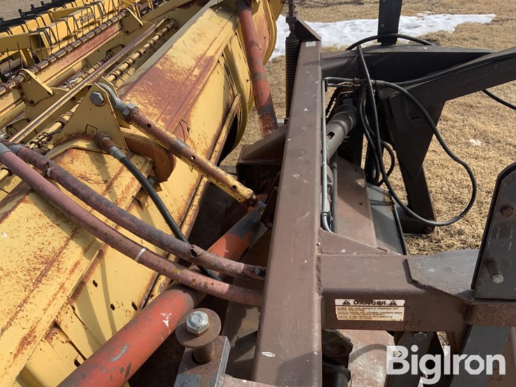 new-holland-1116h-image-16