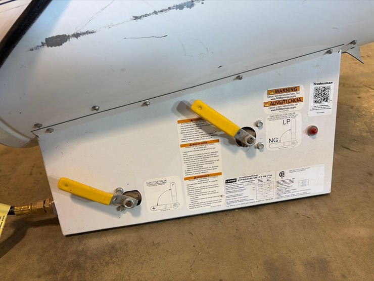 lp-heaters-and-drizair-dehumidifier-image-6