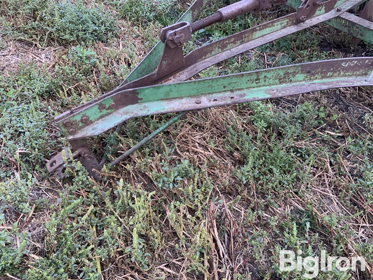 john-deere-18-image-9