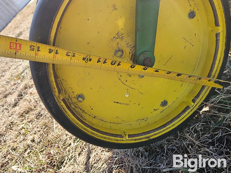 2016-frontier-pc1072-image-16