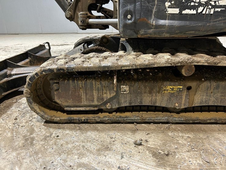 2018-bobcat-e32i-image-15