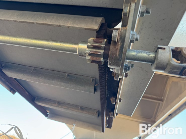 2015-timpte-grain-trailer-image-18