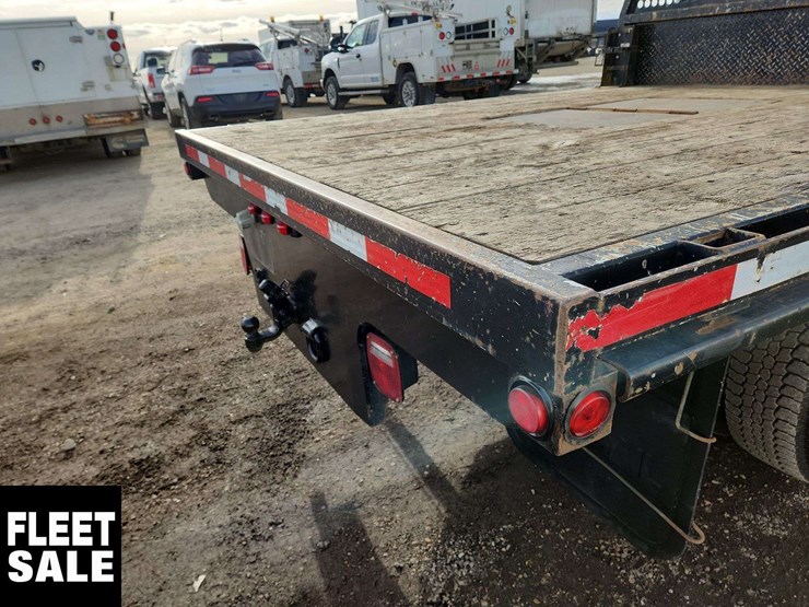 2015-gmc-sierra-3500hd-image-39