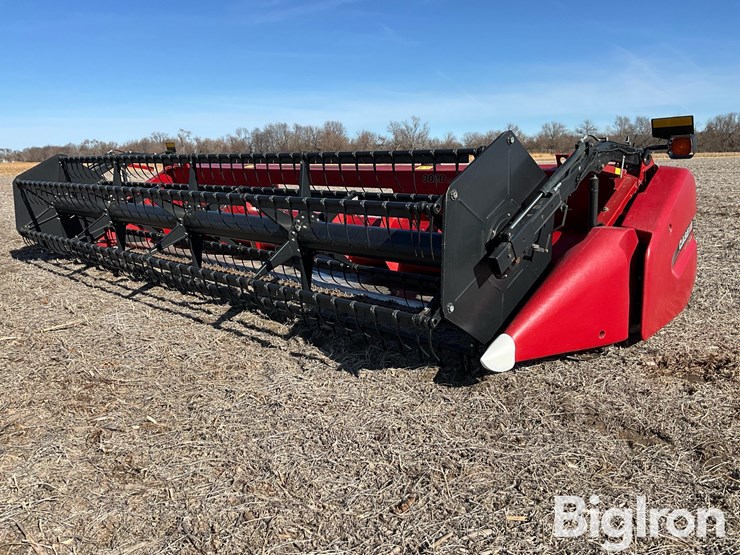 2017-case-ih-3020-image-1