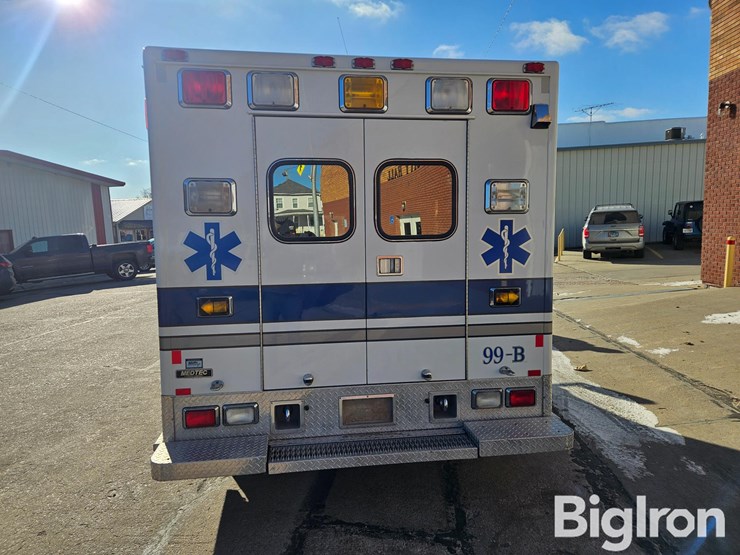 2001-ford-e450-image-6