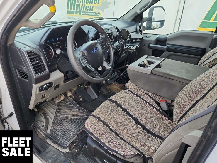 2019-ford-f350-image-17