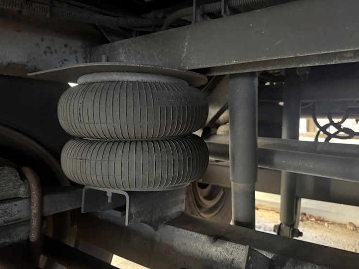 2005-great-dane-53-image-15