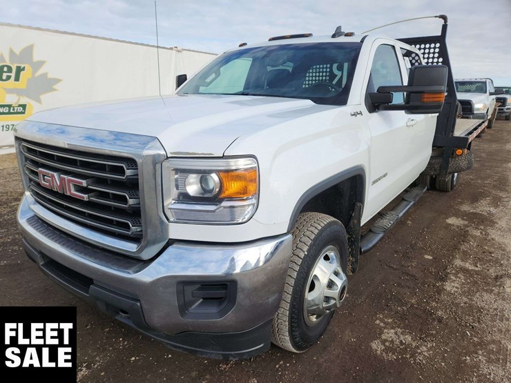 2015-gmc-sierra-3500hd-image-1