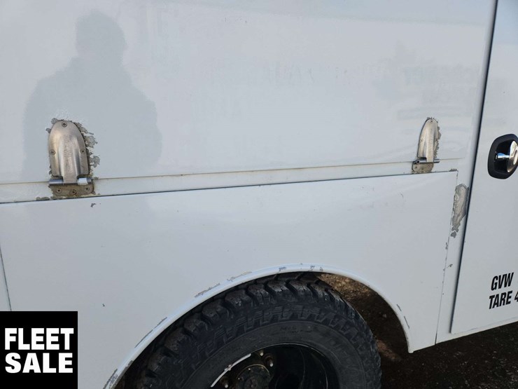 2013-ram-3500-slt-image-49