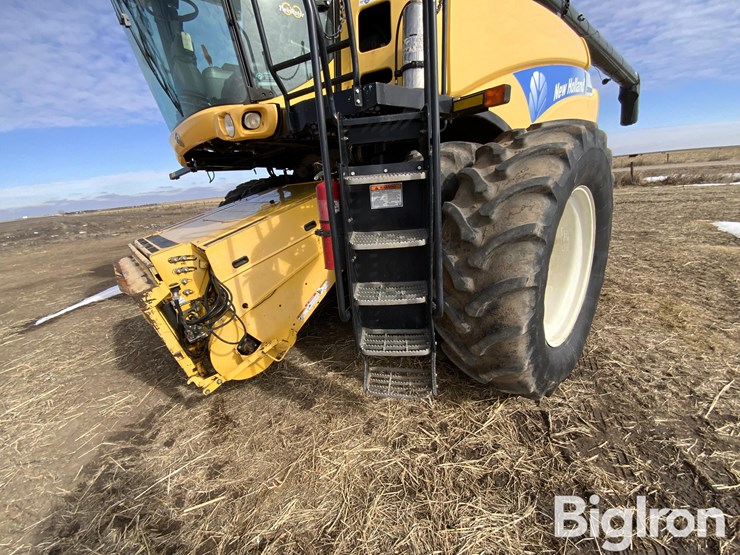 2011-new-holland-cr9080-image-9