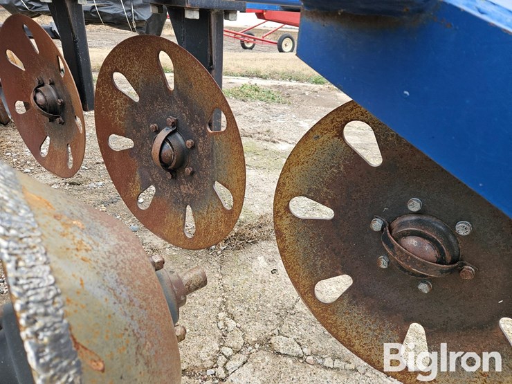 blu-jet-track-master-image-17