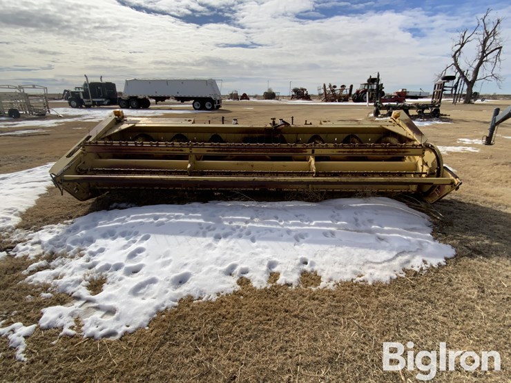 new-holland-1116h-image-2