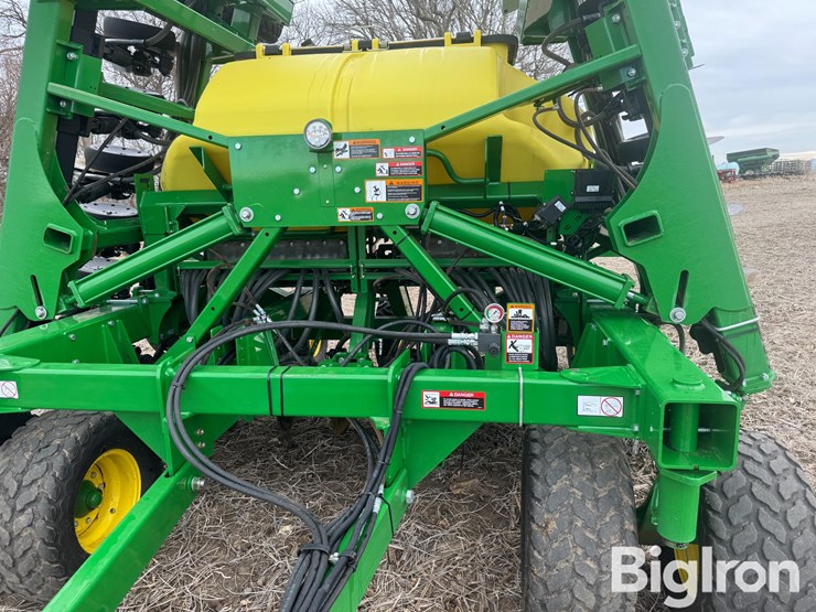 2013-john-deere-1990-image-15