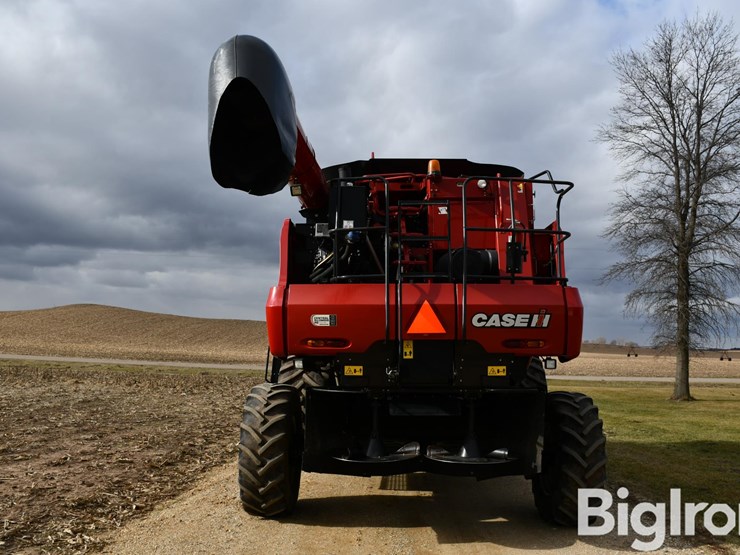 2014-case-ih-6130-image-6