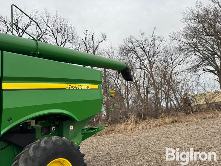 2018-john-deere-s760-image-19