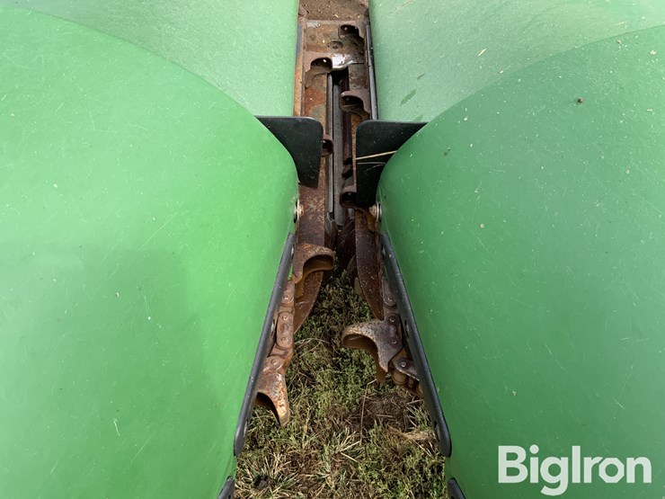 2020-john-deere-706c-image-18