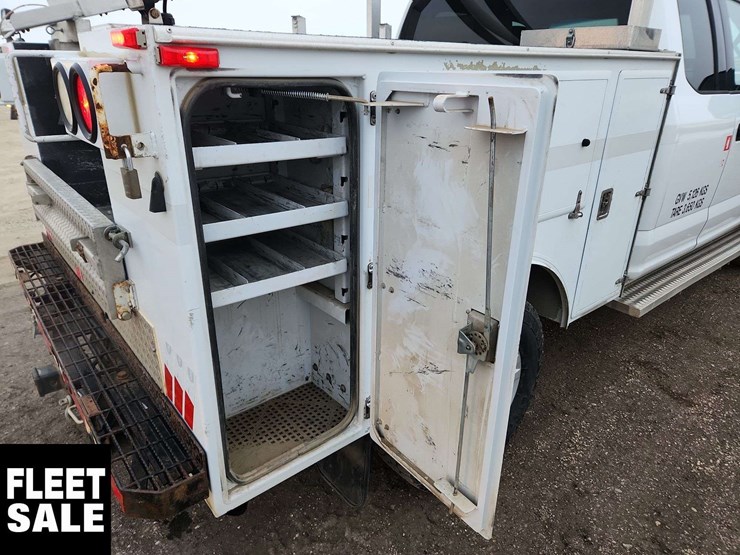 2017-ford-f350-image-32