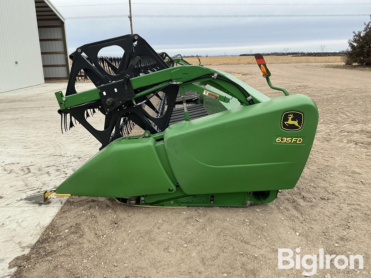 2013-john-deere-635fd-image-8