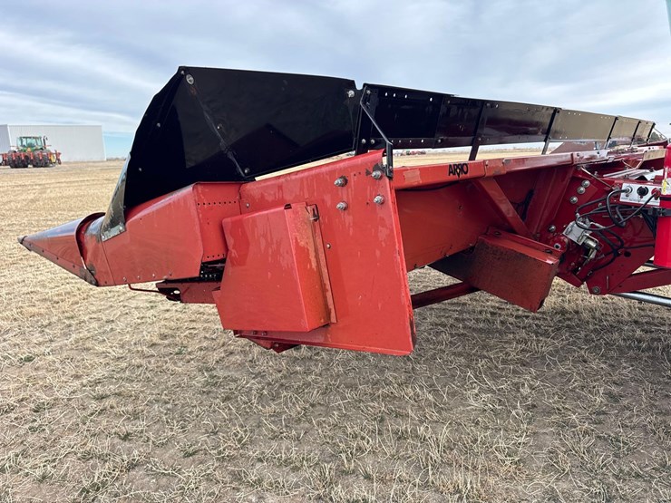 case-ih-1083-image-7