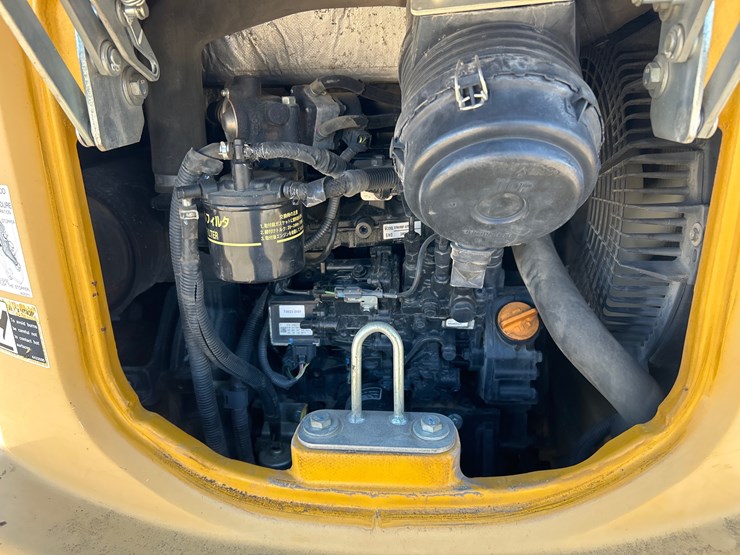 2017-deere-35g-image-7