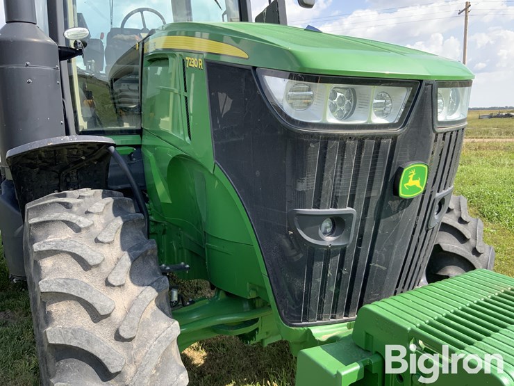 2015-john-deere-7230r-image-13