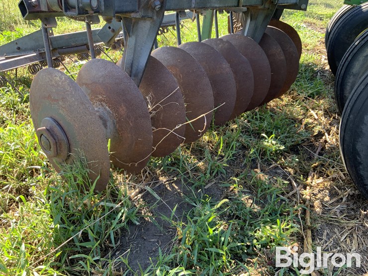 john-deere-630-image-16