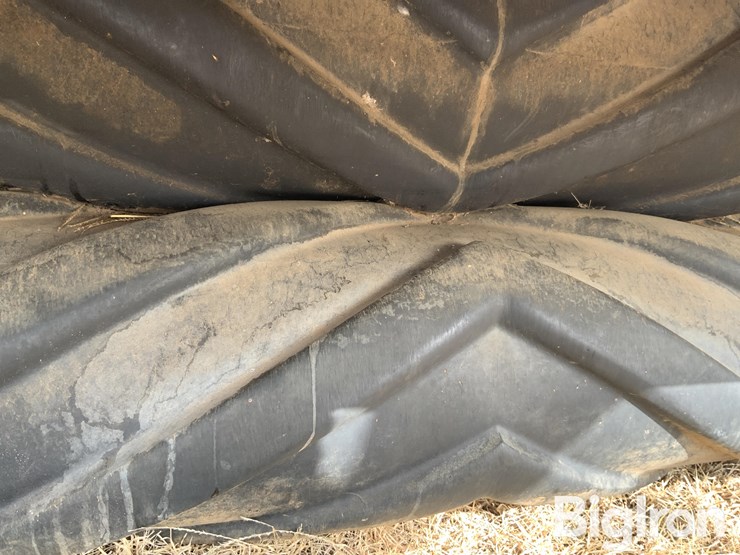 new-holland-1116h-image-15