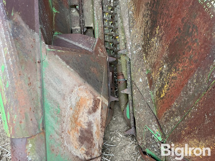 john-deere-227-image-12