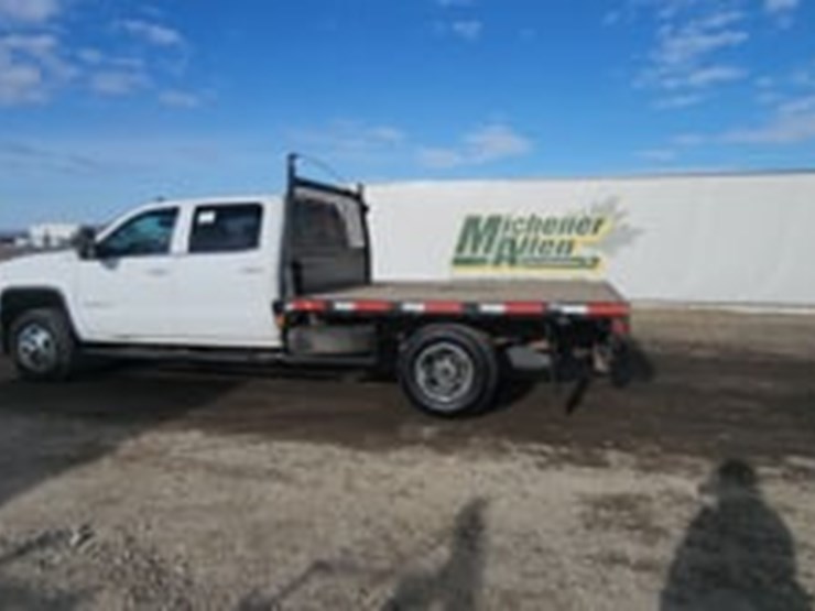 2015-gmc-sierra-3500hd-image-5