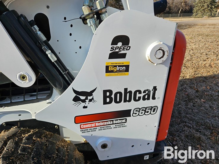 2015-bobcat-s650-image-11