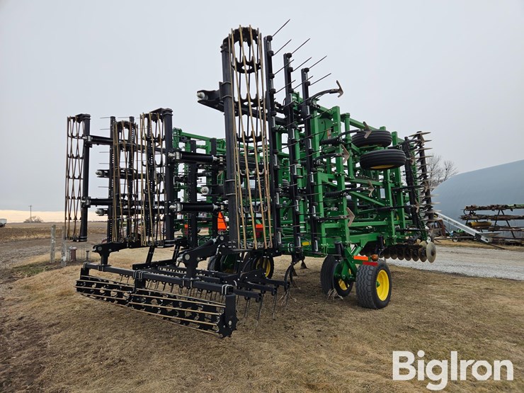 2015-john-deere-2310-image-5