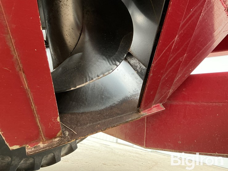 2010-j&m-750-image-16