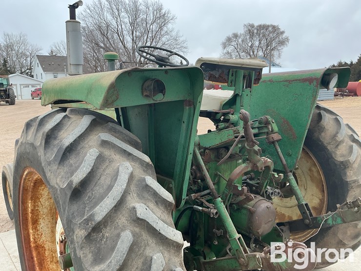 1965-oliver-1650-image-19