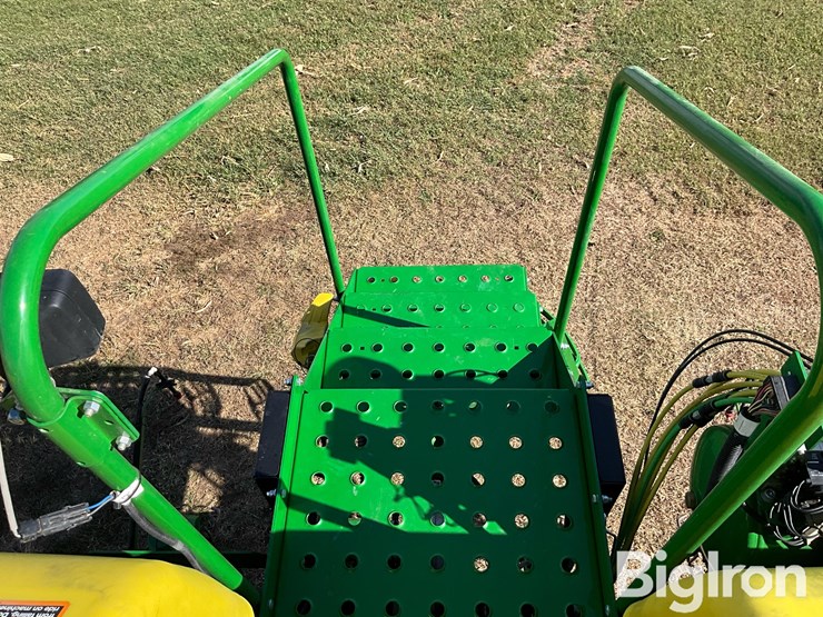 2021-john-deere-1775nt-image-9